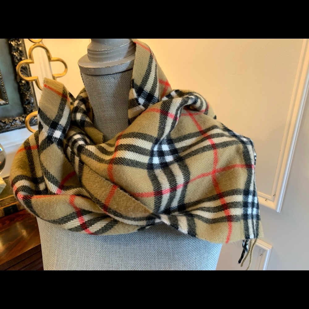Vintage Burberry Nova Check Scarf excellent!!!!